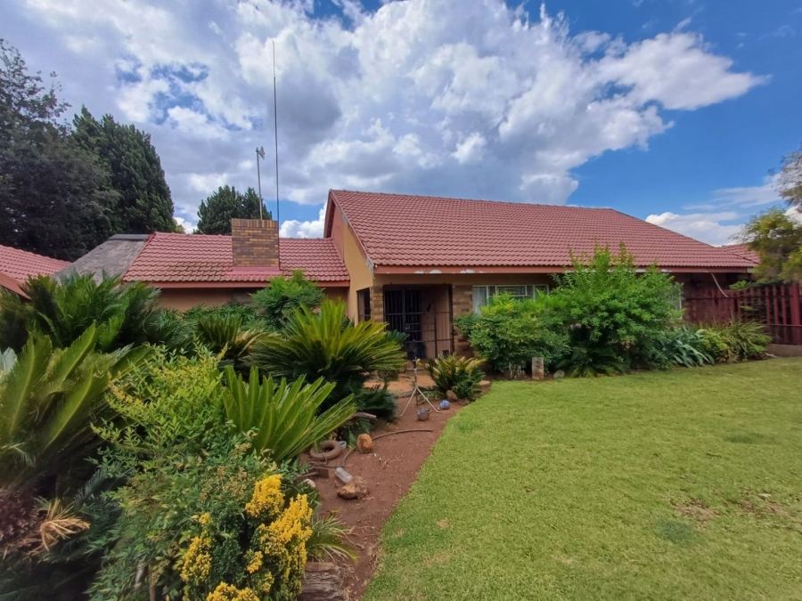 3 Bedroom Property for Sale in Meiringspark North West